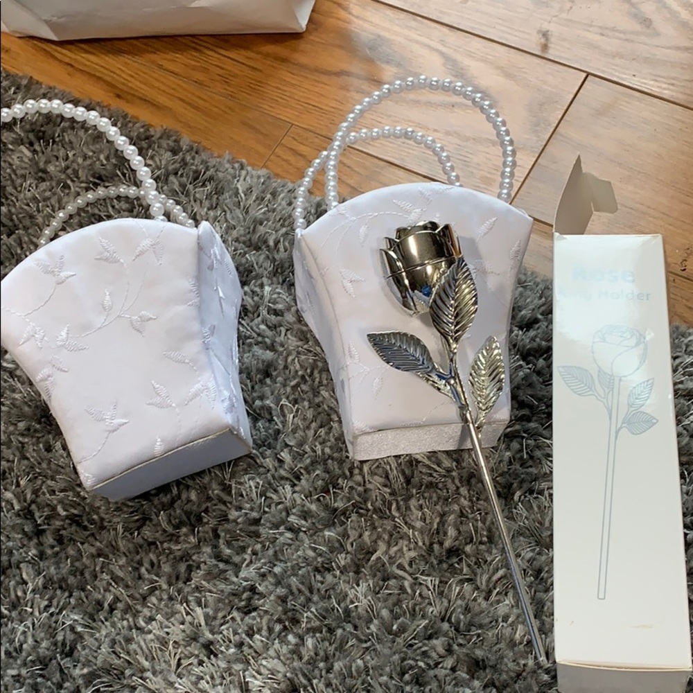 Flower girl baskets and ring holder